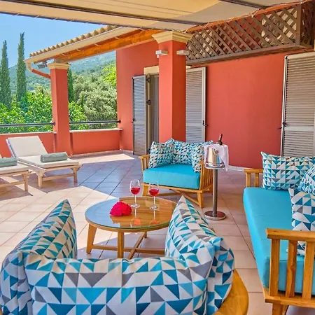 شقة فندقية Chrismos Luxury Corfu *