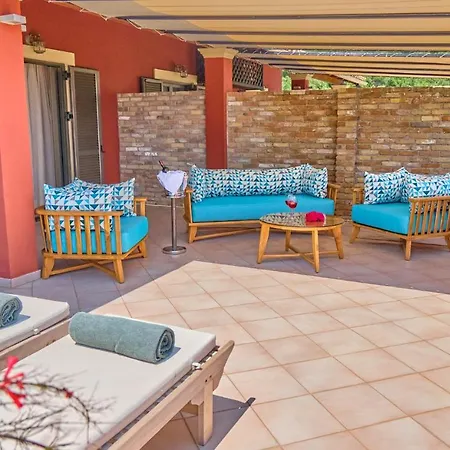 شقة فندقية Chrismos Luxury Corfu *
