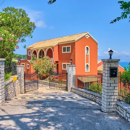 شقة فندقية Chrismos Luxury Corfu Apraos